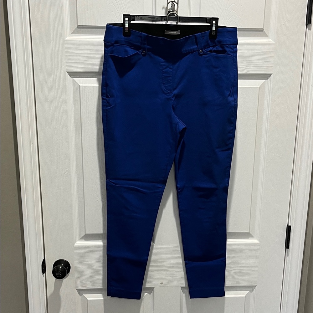 ✨ BOGO ✨Maurices Blue Skinny Dress Pants
